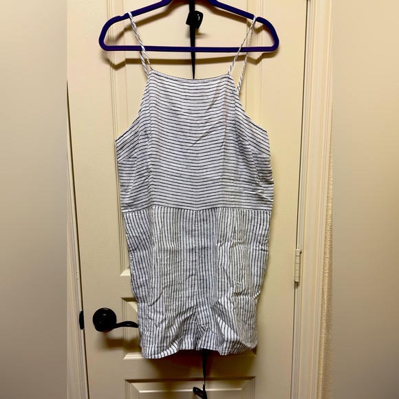 Vineyard vines Jet stripe linen romper - Picture 1 of 4